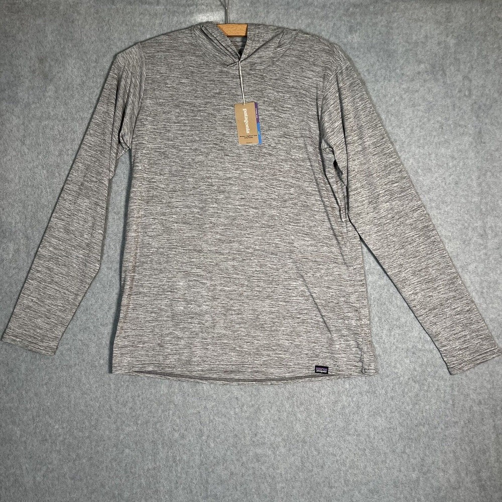 Patagonia Shirt Womens M Feather Gray Cap Cool Daily Hoody Long Sleeve Pullover